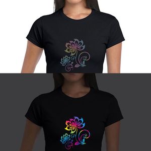 Pellicola Riflettente Olografica Termoadesiva con Design a Rosa per Abbigliamento, Foglio Riflettente Trasparente - Product Image 4