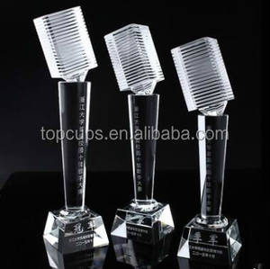 低mo Q麦克风水晶奖杯 - Product Image 4