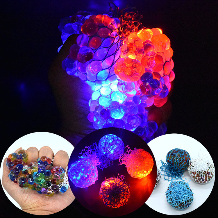 Сетчатый мягкий мяч с легким мягким антистрессовым мячом винограда