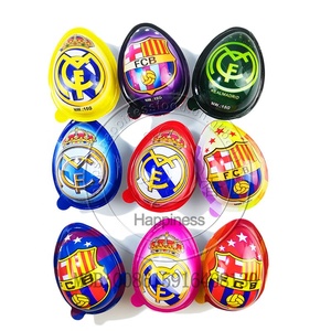 Huevo <span class=keywords><strong>de</strong></span> <span class=keywords><strong>chocolate</strong></span> con galleta sorpresa fútbol privado personalizado Halal - Product Image 4