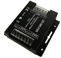 HX-AMF-03 Hoion 4CH 32A RGBW Led Güç Amplifikatörü Sinyal LED Tekrarlayıcı