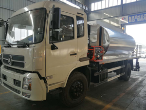 Rociador de betún para camión de distribución de <span class=keywords><strong>asfalto</strong></span> usado, coche a la venta - Product Image 3