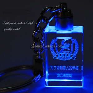 Personalizzato speciale design in metallo 3d di vetro in bianco incisione laser <span class=keywords><strong>portachiavi</strong></span> - Product Image 5