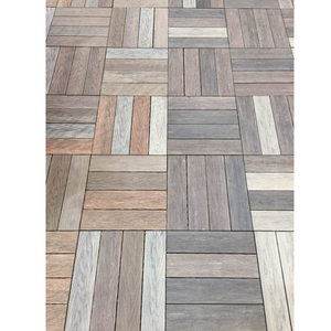 La migliore vendita 300x300mm 400x400mm <span class=keywords><strong>WPC</strong></span> legno plastica composito piano di calpestio piastrelle per <span class=keywords><strong>decking</strong></span> piastrelle <span class=keywords><strong>wpc</strong></span> - Product Image 4