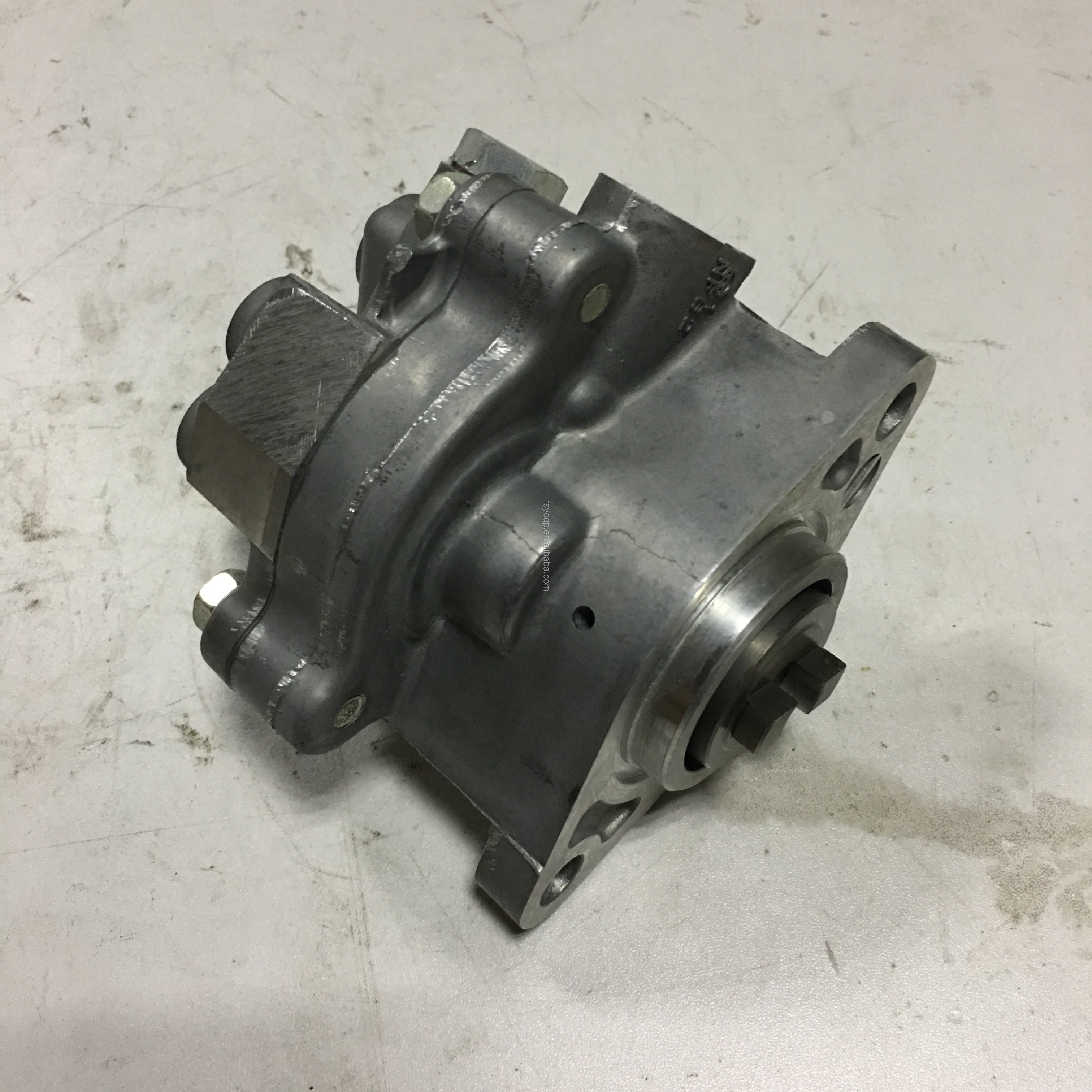 QUON GW GE13 GEB3 NISSANディーゼルUDトラック部品16640-00Z0A