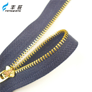 Rose Gold Metal <strong>Zipper</strong> <strong>Brass</strong> Wholesale Good <strong>Price</strong> Free Sample Rose Gold <strong>Zipper</strong>, T4 Stainless Metal Strip <strong>Zipper</strong>