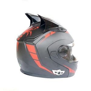 Doppia lente del motociclo corno casco con costruito in dente blu