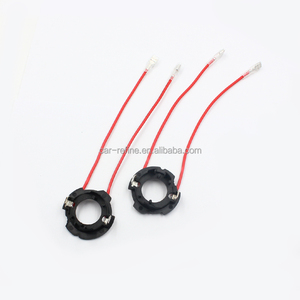 FSYLX Clip de fixation de phare LED <span class=keywords><strong>H7</strong></span> pour <span class=keywords><strong>Volkswagen</strong></span> Golf 5 Adaptateur de douille de phare <span class=keywords><strong>H7</strong></span> pour VW Golf <span class=keywords><strong>Support</strong></span> d'<span class=keywords><strong>ampoule</strong></span> <span class=keywords><strong>H7</strong></span> - Product Image 6