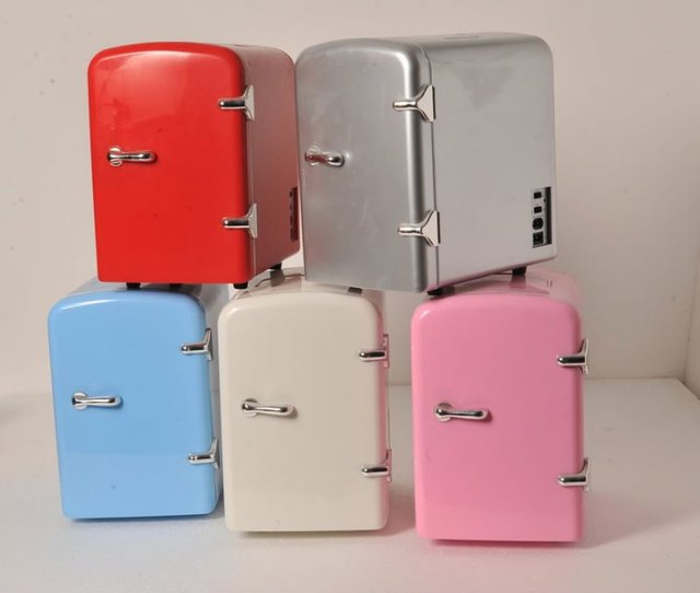 4L Portable Cooler Warmer Mini Fridge with Hello Kitty
