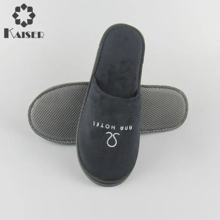 Luxury coral fleece black hotel slippers for 5 star hotels