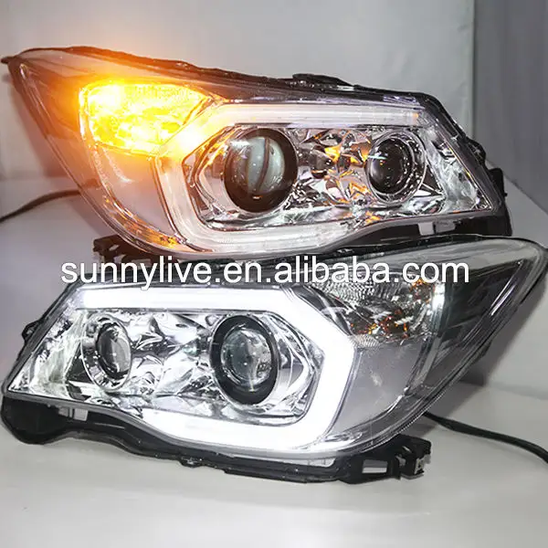 2013-2014ปีที่อยู่อาศัยโครเมี่ยมสำหรับ Subaru Forester LED ไฟหัวกับโปรเจคเตอร์เลนส์ PW