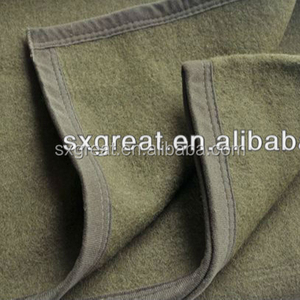 Nhà Máy Trực Tiếp Tùy Chỉnh Jacquard Raschel Chăn Trinh Nữ Polyester/Len Ô Liu Màu Xanh Lá Cây Dệt Mô Hình Rắn Cho Cắm Trại Và Du Lịch - Product Image 3