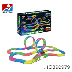 Set di Piste per <span class=keywords><strong>Auto</strong></span> Elettriche in Plastica per Bambini dai 5 ai 7 Anni, Vendita all'Ingrosso - Product Image 4