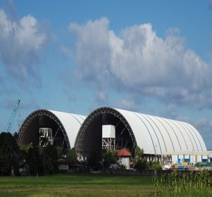 Structure en acier pour usine, toiture en treillis métallique coupe-vent pour la conception de hangar de stockage de charbon, toiture en treillis spatial - Product Image 1