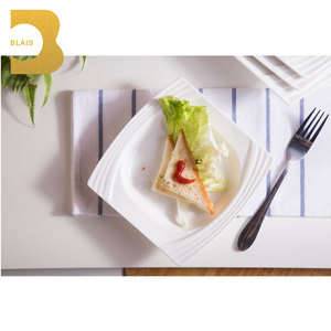 Chaozhou Großhandel moderne handgemachte hitze beständige Bone China China kommerziellen Abendessen 12 Zoll Keramik quadratische Restaurant Teller