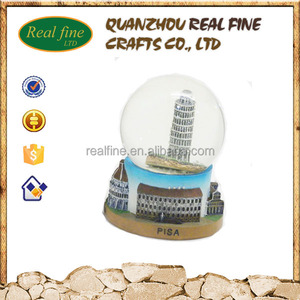 كرة ثلجية تذكارية مخصصة من الراتنج على شكل برج بيزا لديكور المنزل - Product Image 3