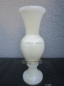 Weiße Onyx Blumenvase zum erschwing lichen Preis