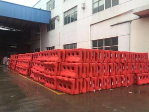 Phản Xạ Giá Rẻ Nước Đầy Nhựa Giao Thông Barrier Nhà Máy - Product Image 4