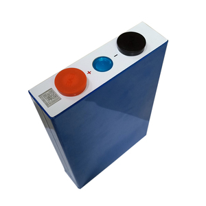 LiFePO4 배터리 셀 3.2V 100Ah 320Wh 3C 충전식 EV 배터리 팩 - Product Image 2