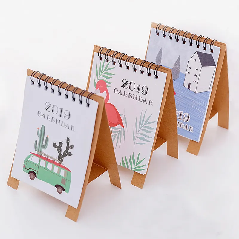 Kawaii Cartoon 12.5 × 9.5センチメートルCreative New Year Gift Paper Standing Schedule Planner Notebook Craft Mini Table 2021 Calendar