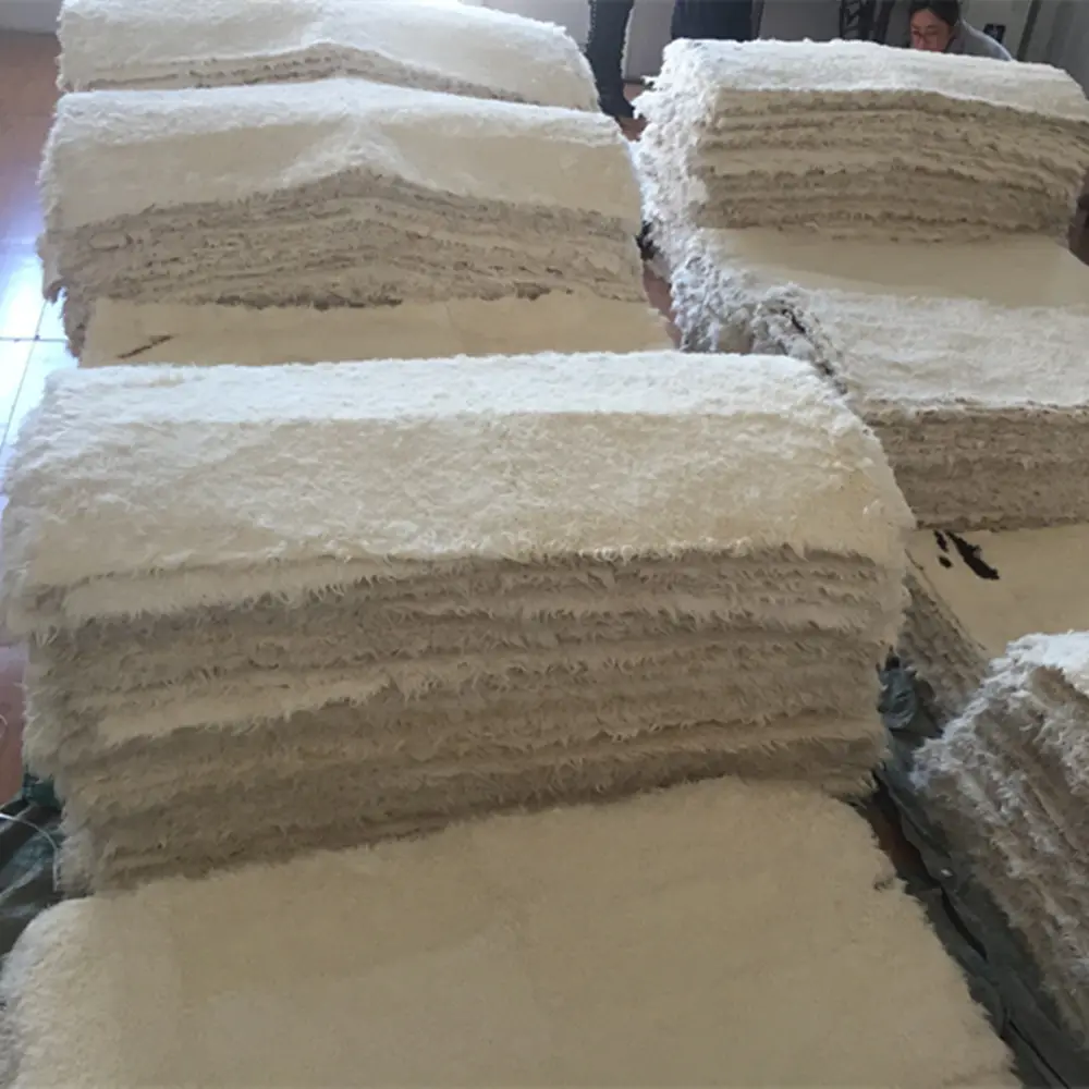 Placa de piel de cordero Kalgan rizada blanca, precio barato, piel de oveja de alta calidad