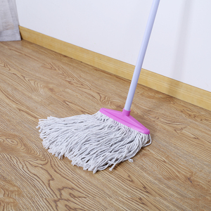 Mopa de Limpieza de Pisos de Algodón con Mango de Plástico, Madera o Metal de Buena Calidad - Product Image 1
