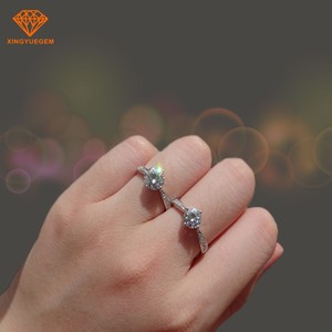 Bague moissanite <span class=keywords><strong>super</strong></span> blanche 1 carat Fashion Classic en bagues bijoux en argent 925 - Product Image 1