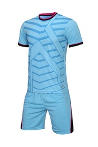 2018 top set football uniform to order - Product Image 4