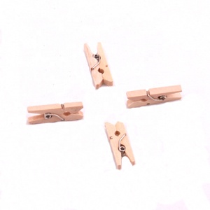 Fashional vente en gros 2.5 cm couleur bois naturel Mini pince en bois/chevilles fantaisie trombone <span class=keywords><strong>pinces</strong></span> à linge - Product Image 4