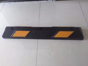 900 मिमी रबर व्हील स्टॉपर, 90 सेमी पार्किंग स्टॉप - Product Image 6
