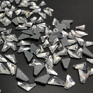 Cristaux de <span class=keywords><strong>strass</strong></span> en forme de Triangle Oblique, 4 pièces, fixation à chaud, dessins d'art à ongles, gros <span class=keywords><strong>strass</strong></span> en cristal - Product Image 5