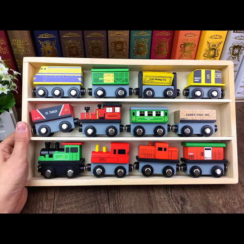 2023 New Arrival 12 PCS Magnetic Set Wooden Train Toy Set For Different Train Track