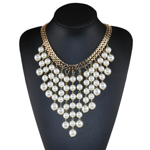 Collar <span class=keywords><strong>de</strong></span> <span class=keywords><strong>Perlas</strong></span> Artificiales <span class=keywords><strong>de</strong></span> Estilo Antiguo con Colgante <span class=keywords><strong>de</strong></span> Cadena <span class=keywords><strong>de</strong></span> <span class=keywords><strong>Perlas</strong></span> <span class=keywords><strong>de</strong></span> Varias Capas - Product Image 1