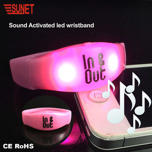 Braccialetto LED SUNJET Attivato dal Suono per Illuminare la Tua Festa, Decorazione per Matrimoni - Product Image 5