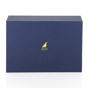 Magnetic Box Gift Box Plain Printed Magnetic Closure Flap Elegant Bespoke Paper Cardboard Gift Boxes With Hinged Lid