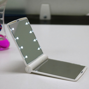 Usine en gros carré 8 pièces LED miroir de poche éclairé Double face Portable avec Logo personnalisé pour une utilisation cosmétique personnalisée - Product Image 2