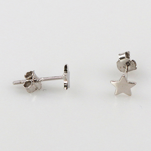 Meilleur <span class=keywords><strong>prix</strong></span> cadeau de noël simple aucune <span class=keywords><strong>pierre</strong></span> 5mm étoiles 925 <span class=keywords><strong>argent</strong></span> boucle <span class=keywords><strong>d</strong></span>'oreille - Product Image 2