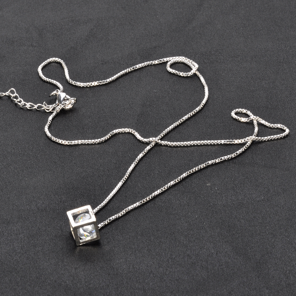 Pendentif Charmes Custom Made Or Métal Logo Gravé Bijoux Pour Vêtement