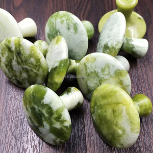 Vendita calda a forma di fungo Guasha <span class=keywords><strong>giada</strong></span> raschiatura Gua Sha <span class=keywords><strong>massaggiatore</strong></span> massaggio del corpo per la bellezza - Product Image 6