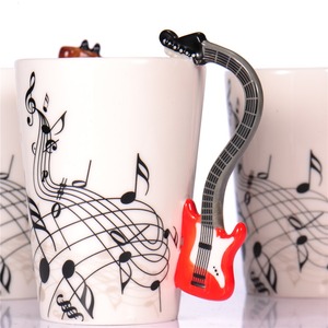 Guitare acoustique créative <span class=keywords><strong>Musique</strong></span> Tasse en porcelaine Tasse à café en céramique pour guitare Tasse à thé en porcelaine OEM - Product Image 6