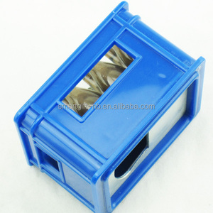 Caja de Plástico para Cerveza con Abrebotellas y Logotipo Personalizado - Product Image 4