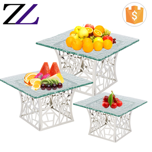 Süßigkeiten Buffet Restaurant Ausrüstung Bankett Gold 3 Tier Vogelkäfig Cupcake Dessert moderne Catering Skyline Buffet Display Stand - Product Image 2