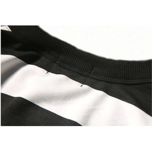 เสื้อยืดผู้ชาย IGift แบบสั่งทำ สีแดงดำ ลายทางแนวนอน คอกว้าง ระบายอากาศได้ดี ไซส์พลัส - Product Image 6