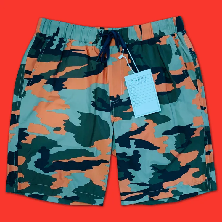 Venta al por mayor logotipo personalizado de camuflaje pantalones cortos 4 Way Stretch hombres nadar troncos ropa de playa