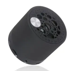 F010 fornecimento direto da Fábrica de preços por atacado sem fio bluetooth speaker portátil de Áudio com rádio FM e jogo de cartão TF