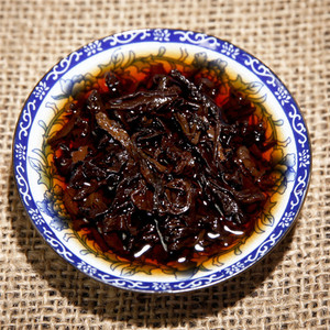Thé Puer fermenté du Yunnan 2015g thé Puer de l'arbre de haute montagne 357g - Product Image 6