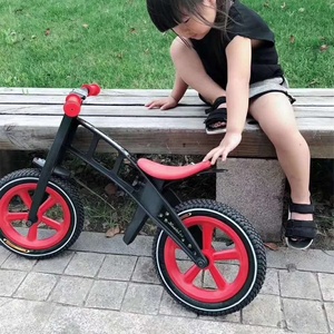 Vélo d'équilibre pour enfants Early Rider chinois / Vélo d'équilibre avec pneus en caoutchouc / Vélos d'équilibre en vente chaude pour enfants de <span class=keywords><strong>3</strong></span> à 6 ans - Product Image 5