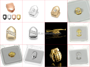 Blues 14K Vergulde Half Iced-Out Crystal Diamant Enkele Tanden Grillz TG116-G1 - Product Image 3
