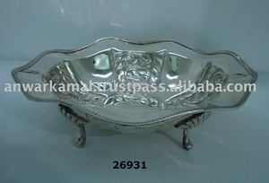 Vente de gros Commerce de gros d'Inde Vaisselle plaquée argent en laiton Bols à fruits Plateau de service unique en métal poli or - Product Image 3