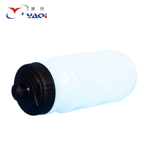 Maravillosa Botella <span class=keywords><strong>de</strong></span> <span class=keywords><strong>Leche</strong></span> <span class=keywords><strong>de</strong></span> Plástico PE <span class=keywords><strong>de</strong></span> <span class=keywords><strong>Color</strong></span> Puro, Ecológica, <span class=keywords><strong>de</strong></span> Diseño Clásico, para Uso Deportivo, con Tapa - Product Image 3